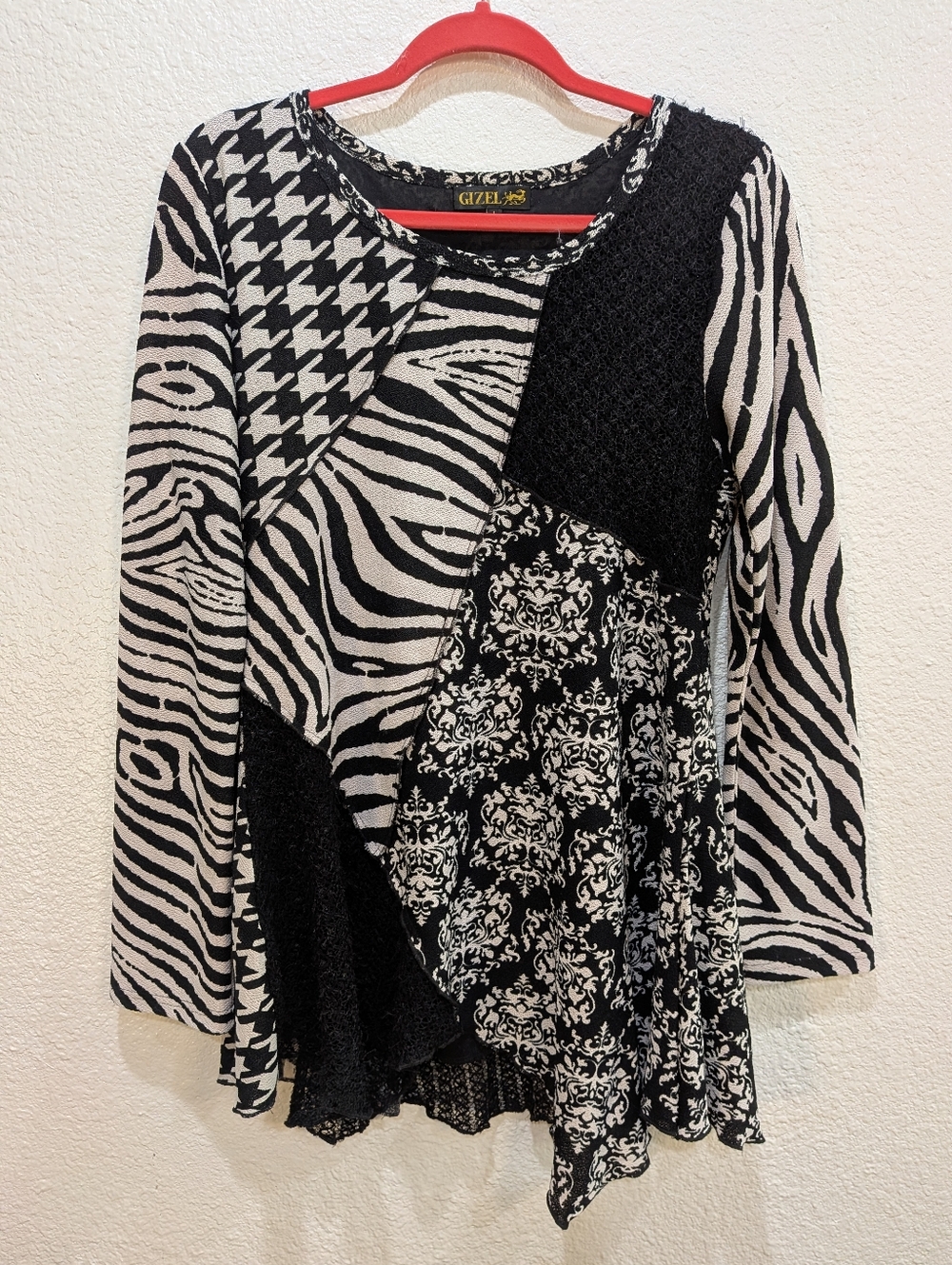 Gizel Tunic Top Size Large Black White Mixed Print‎ Lace Asymmetrical Lagenlook